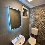 Romantic Lodge -Private Swimm-Spa