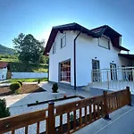 Villa Romantic Lodge -Private Swimm-Spa *