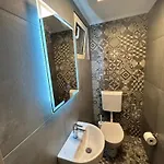 Romantic Lodge -Private Swimm-Spa Villa