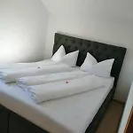 Romantic Lodge -Private Swimm-Spa Villa *