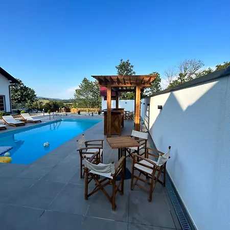 Villa Romantic -private Swimm-spa Banja Luka